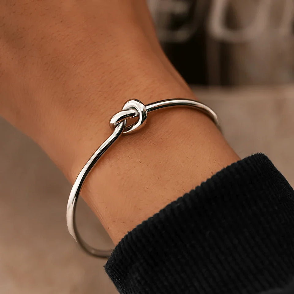 Eternal Knot – Vintage Stainless Steel Bracelet